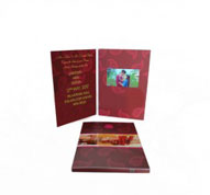 Luxurious Red Petal Theme Hard Cover Lcd Screen Video Wedding Invitation Brochure